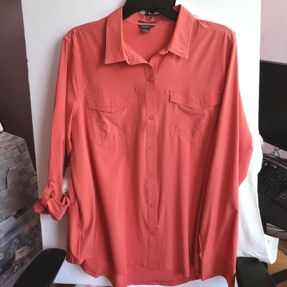 Eddie Bauer Women's Classic Fit  Shirt Size Large - Picture 1 of 7